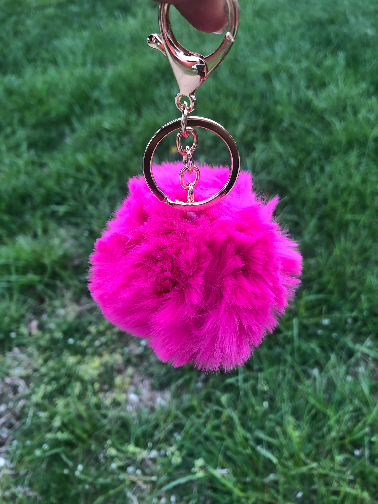 Puff Ball Keychain – Heru Cosmetics
