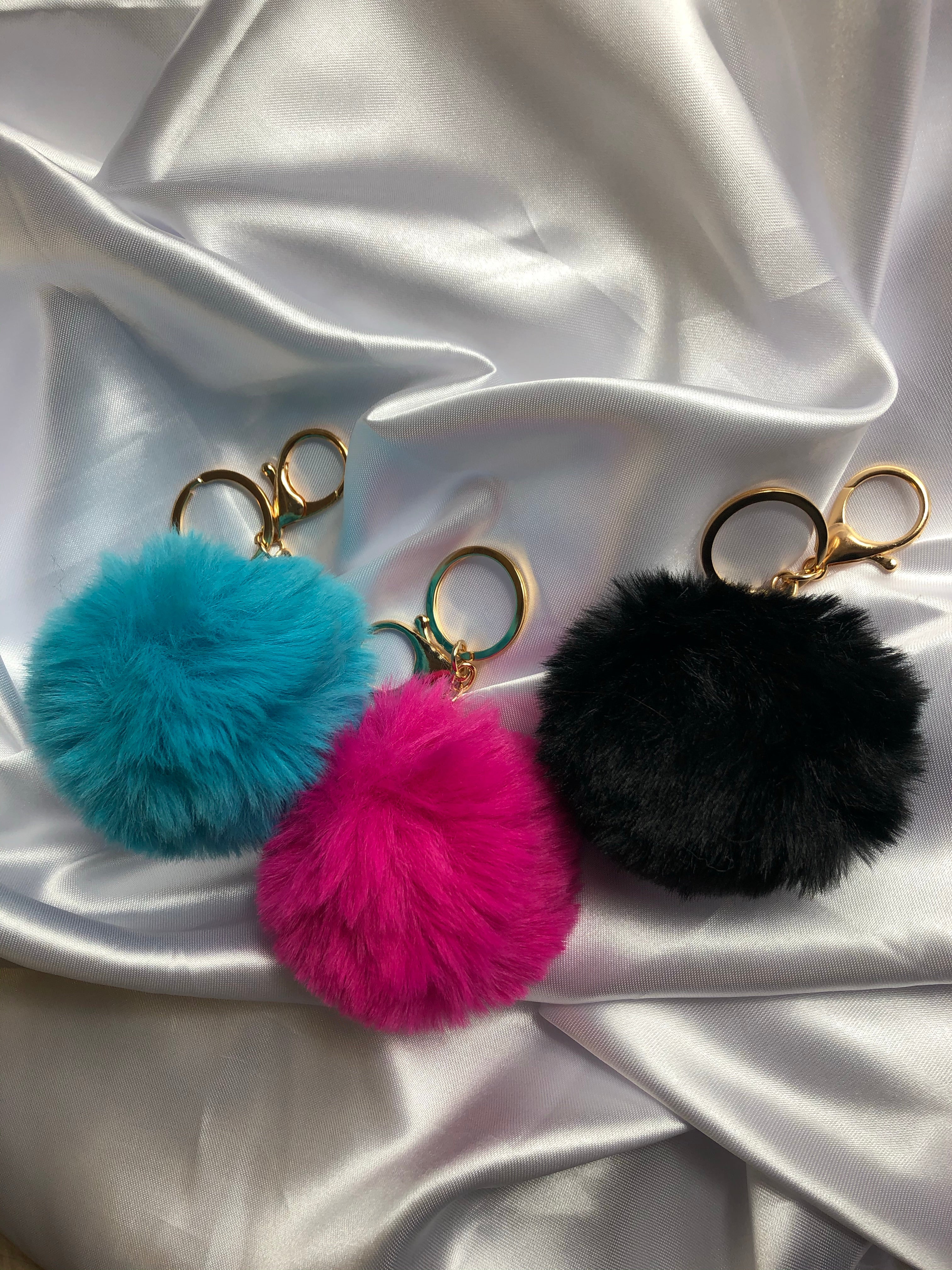 Puff Ball Keychain Wholesale – Heru Cosmetics